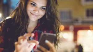 Savvy ... young investors have a high risk tolerance, says the boss of Acorns - but it depends what they’re saving for. Picture: Getty