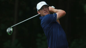 Lunchtime ASX small cap wrap: who’s aiming for a hole-in-one