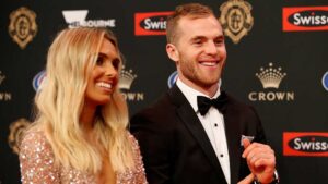 Hannah Davis and 2018 AFL Brownlow Medal winner Tom Mitchell hit the red carpet last night. Pic: Adam Trafford