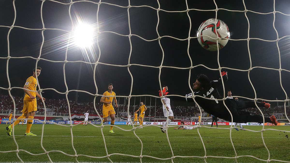 Lunchtime ASX small cap wrap: who’s hitting the back of the net today?