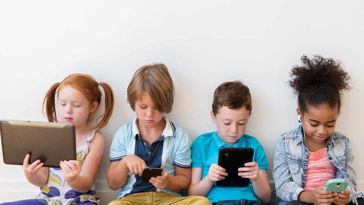 The Secret Broker: Investing for Dummies? There’s an app for that