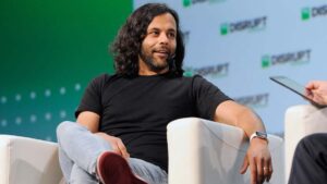 Stock-trading platform Robinhood withdraws its application to become an official bank