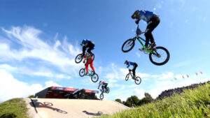 Tech: Wizr shares continue 2020 rally as loan growth ramps up