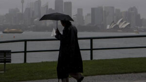 Lunchtime ASX small cap wrap: Who’s submerged underwater today?