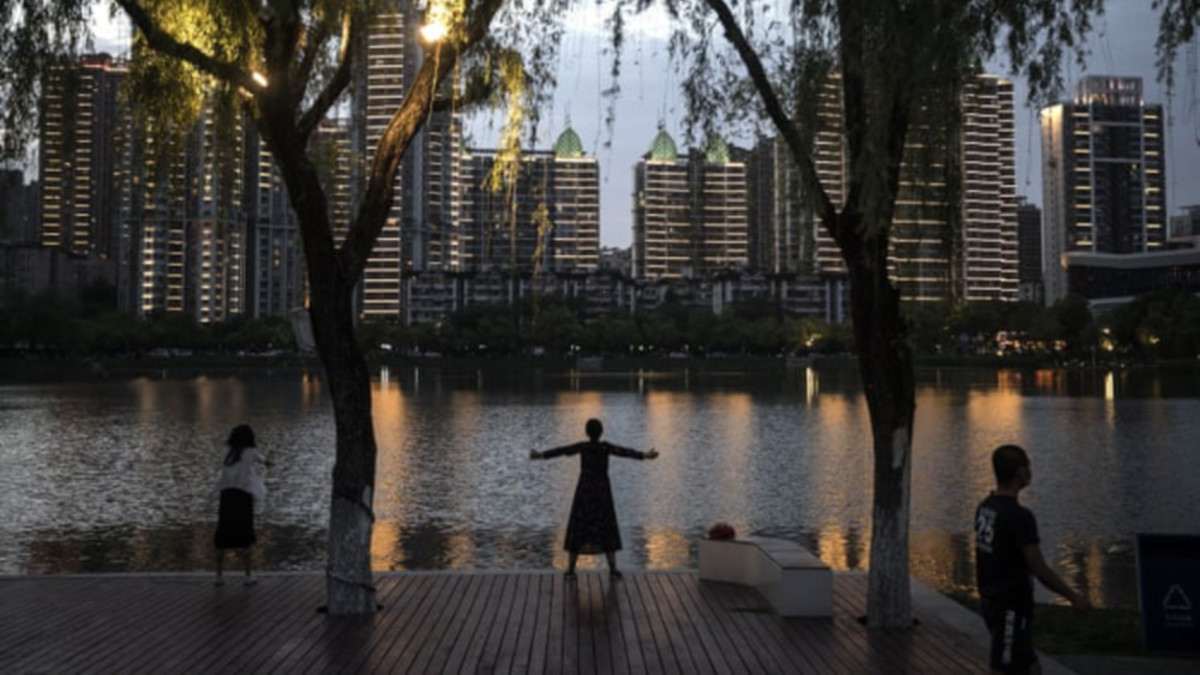 10 at 10: These ASX stocks are flexing their muscles this morning