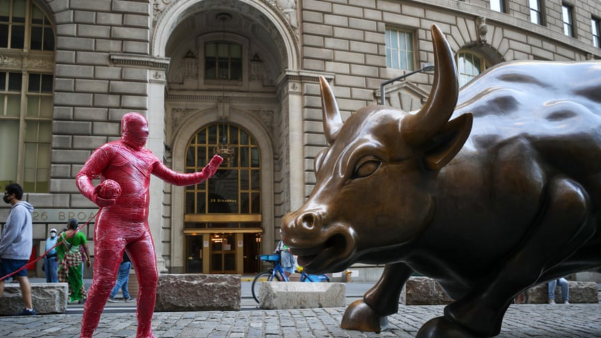 Investors told to avoid general strategies and look for COVID-19 ‘endgame winners’
