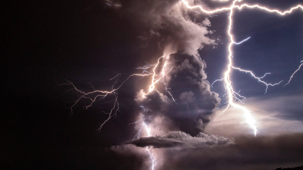 ASX Small Cap Lunch Wrap: Who’s watching out for some dark clouds today?