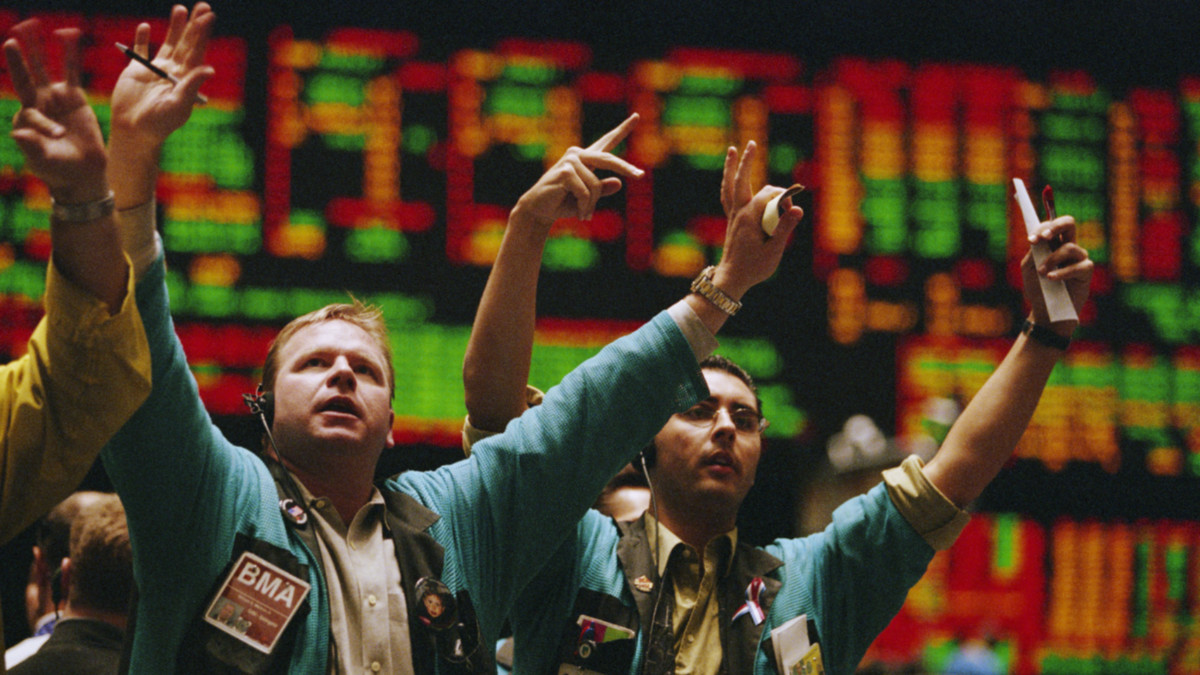 Directors Trades: This week a group of brokers joined in the action