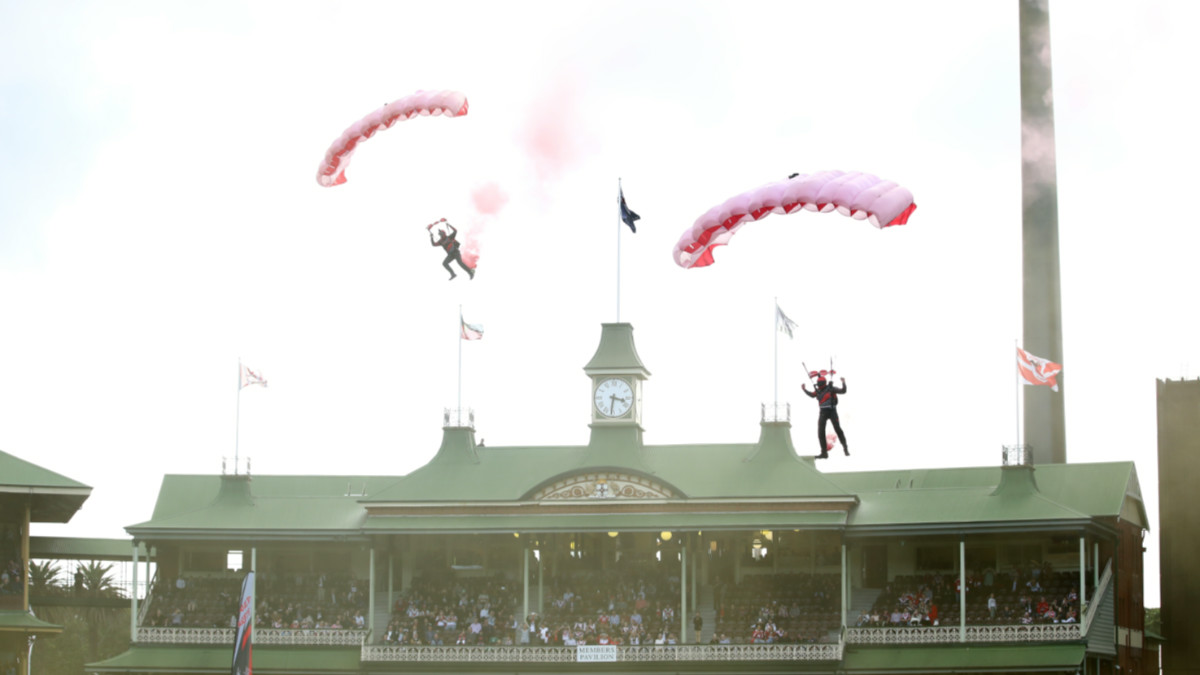 10 at 10: These ASX stocks are paragliding above their peers this morning