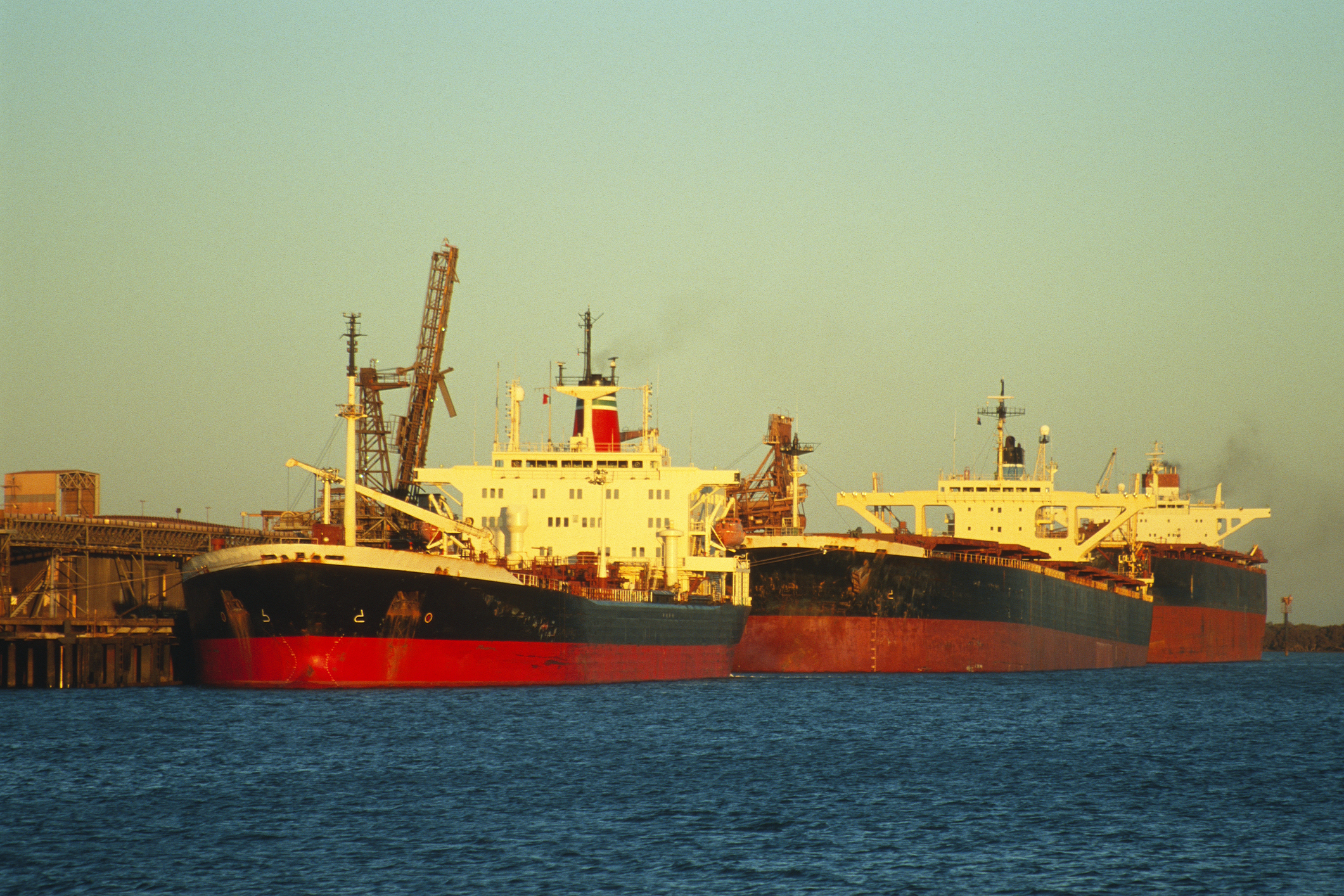 Iron ore dry bulk