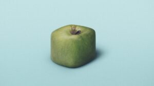 Apple CEO invests in crypto; Tyler Winklevoss calls the US dollar a 'shitcoin'