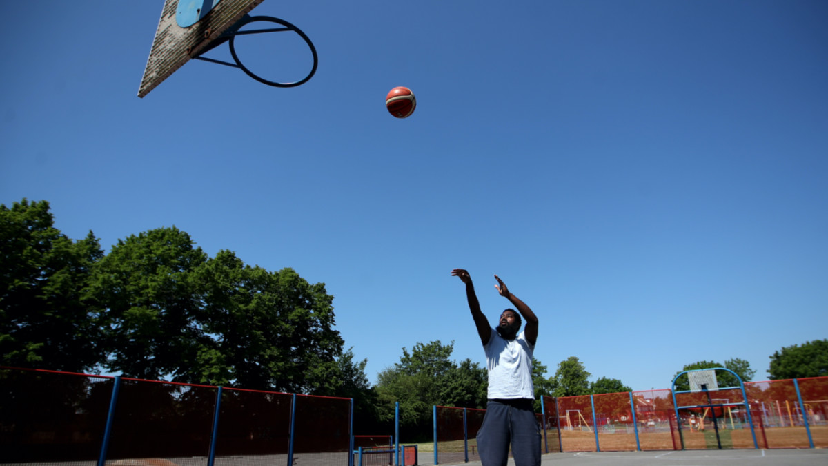 virtual basketball