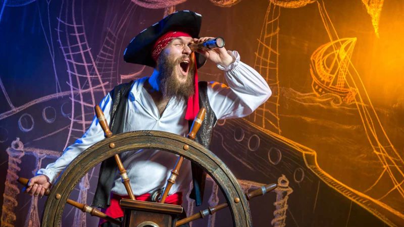 salty pirates nft