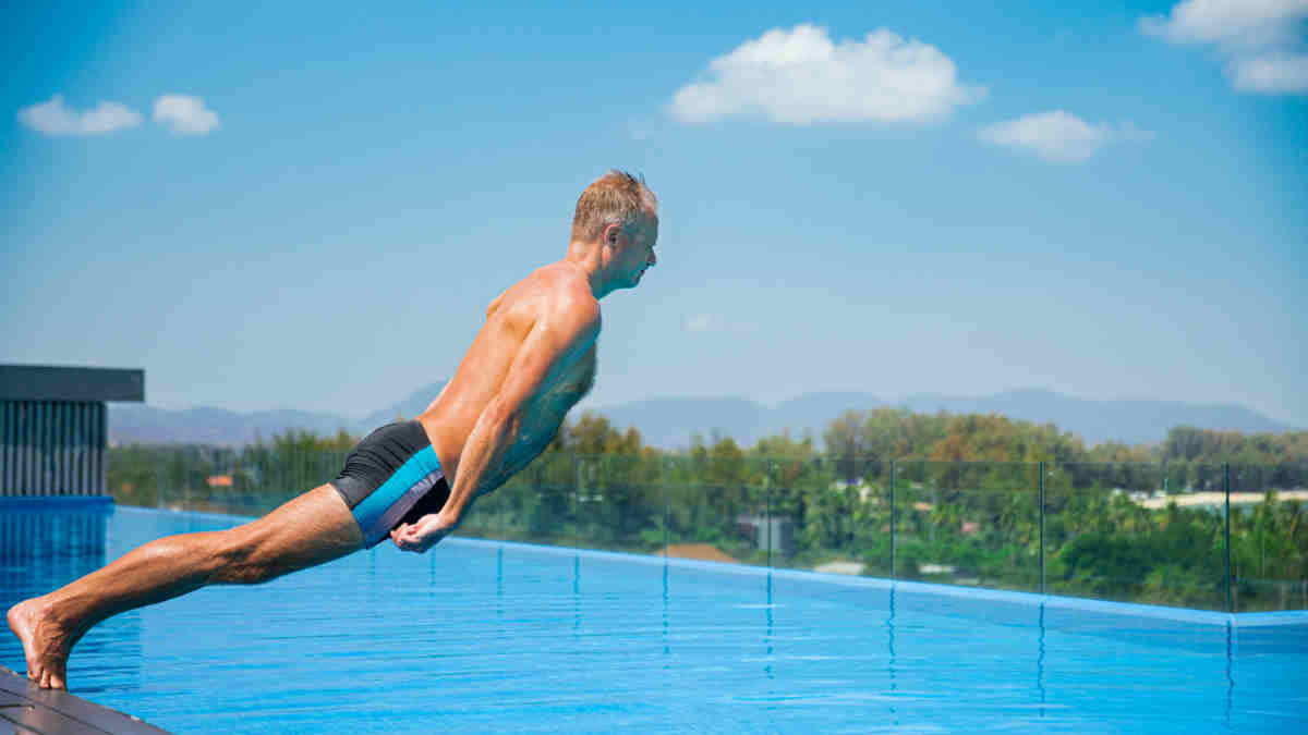 ASX Large Caps Shares fall 1.8pc on first day of month as stocks go ex