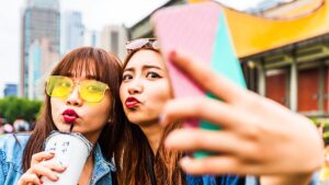 China influencers vanish in lavish lifestyle purge, Beckham bends one for Alibaba and Shanghai’s open house surgery