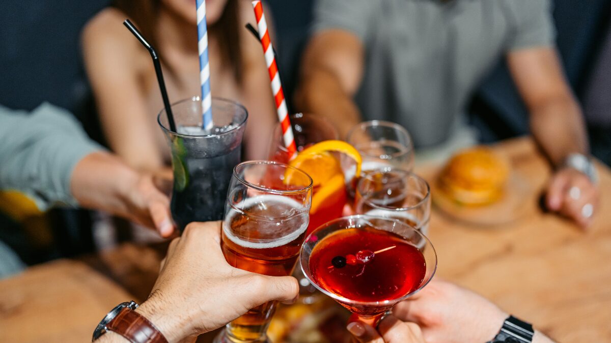 Shaking it up: Decidr and eBev team up for hospitality AI agent