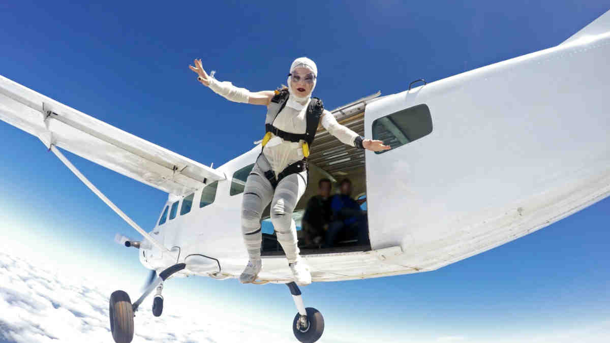 Lunch Wrap: Virgin climbs, NextDC rockets, but ASX still loses altitude