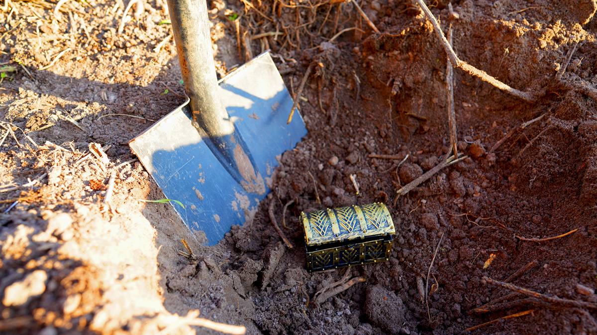 Extra ounces in Eureka mining plan boost Javelin Minerals’ early cashflow plan