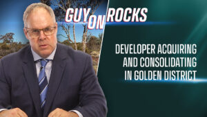 Guy on Rocks: Sarama strides into a massive stretch of Laverton greenstone