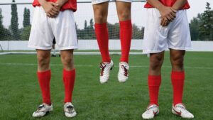 Stock Tips: On the defensive, experts turn to packaging, infrastructure and gaming