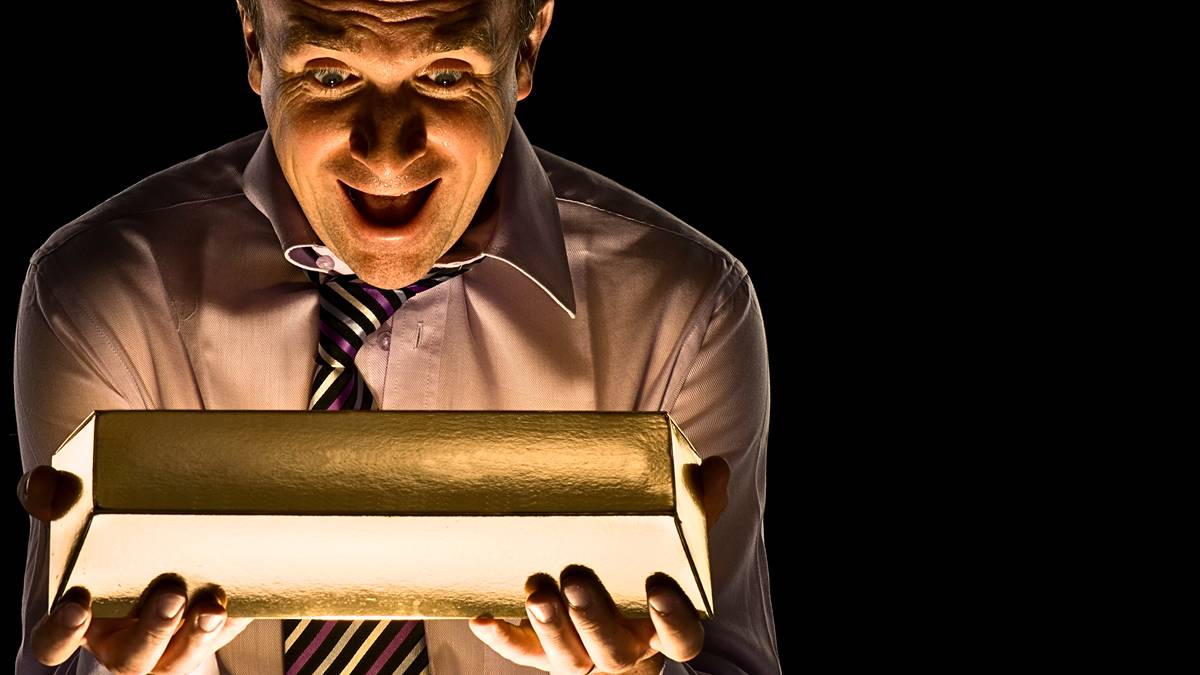 Closing Bell: Market closes green as gold takes on new shine